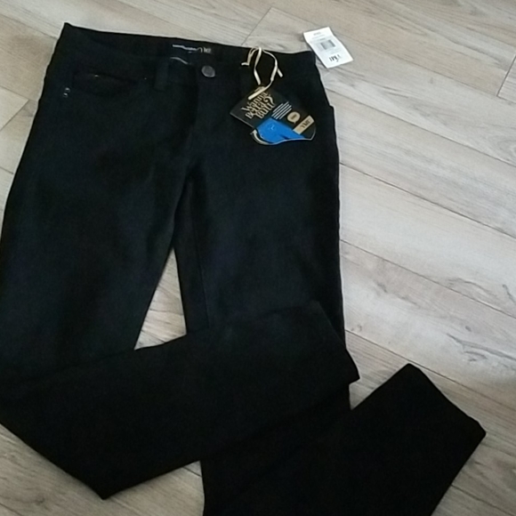 YMI Denim - NWT Black YMI Skinny Jeans